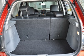 2010款铃木天语SX4两厢冠军限量版