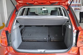 2010款铃木天语SX4两厢冠军限量版