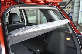 2010款铃木天语SX4两厢冠军限量版