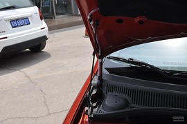 2010款铃木天语SX4两厢冠军限量版