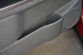 2010款铃木天语SX4两厢冠军限量版