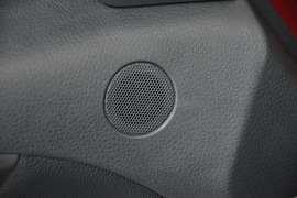 2010款铃木天语SX4两厢冠军限量版