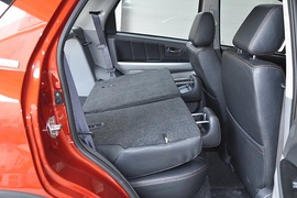 2010款铃木天语SX4两厢冠军限量版