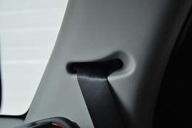 2010款铃木天语SX4两厢冠军限量版