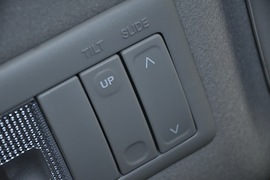 2010款铃木天语SX4两厢冠军限量版