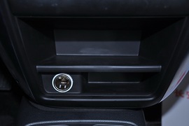 2010款铃木天语SX4两厢冠军限量版