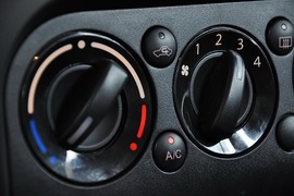 2010款铃木天语SX4两厢冠军限量版
