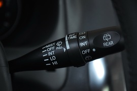 2010款铃木天语SX4两厢冠军限量版