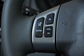 2010款铃木天语SX4两厢冠军限量版