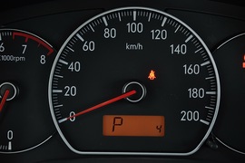 2010款铃木天语SX4两厢冠军限量版