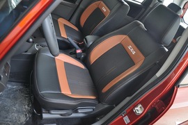 2010款铃木天语SX4两厢冠军限量版