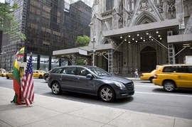 2011款奔驰R350_4MATIC