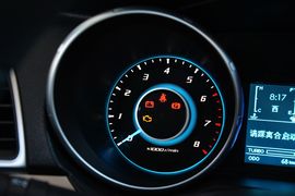 2015款北汽绅宝X65