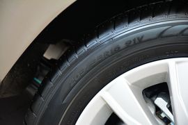 2015款大众速腾230TSI手动豪华型