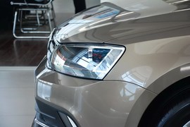 2015款大众速腾230TSI手动豪华型