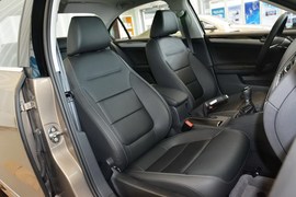 2015款大众速腾230TSI手动豪华型
