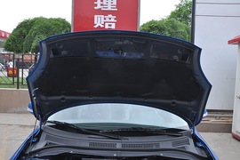 2010款铃木雨燕1.5L自动冠军限量版