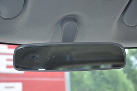 2010款铃木雨燕1.5L自动冠军限量版