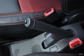 2010款铃木雨燕1.5L自动冠军限量版