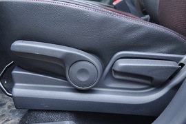 2010款铃木雨燕1.5L自动冠军限量版