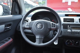 2010款铃木雨燕1.5L自动冠军限量版