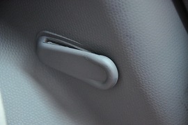 2010款铃木雨燕1.5L自动冠军限量版
