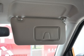 2010款铃木雨燕1.5L自动冠军限量版