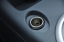 2010款铃木雨燕1.5L自动冠军限量版