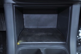 2010款铃木雨燕1.5L自动冠军限量版