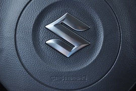 2010款铃木雨燕1.5L自动冠军限量版
