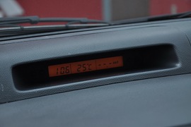 2010款铃木雨燕1.5L自动冠军限量版