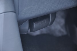 2010款铃木雨燕1.5L自动冠军限量版