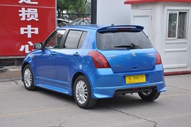 2010款铃木雨燕1.5L自动冠军限量版