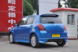 2010款铃木雨燕1.5L自动冠军限量版