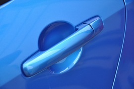 2010款铃木雨燕1.5L自动冠军限量版