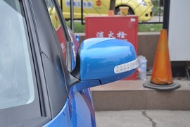 2010款铃木雨燕1.5L自动冠军限量版