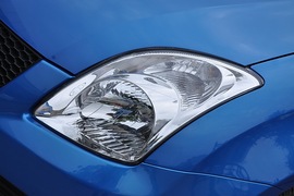 2010款铃木雨燕1.5L自动冠军限量版