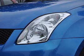 2010款铃木雨燕1.5L自动冠军限量版