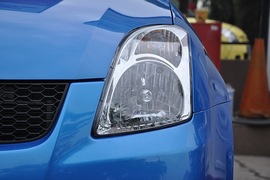 2010款铃木雨燕1.5L自动冠军限量版