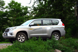 丰田普拉多2.7L进口版试驾