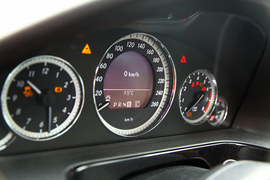 2010款奔驰E260