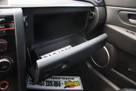 马自达3三厢经典版2.0L手自一体豪华型