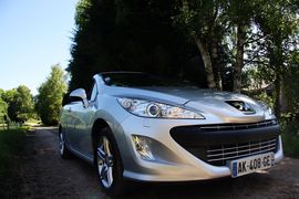 2009款标致308CC法国试驾