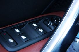 2009款标致308CC法国试驾