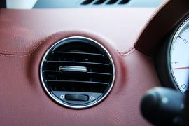 2009款标致308CC法国试驾