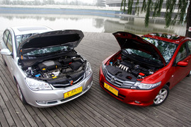 荣威350VS本田锋范测评