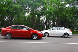 荣威350VS本田锋范测评