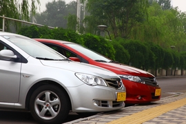 荣威350VS本田锋范测评