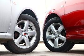 荣威350VS本田锋范测评