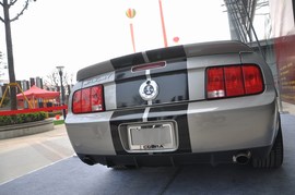 2007款福特野马Shelby